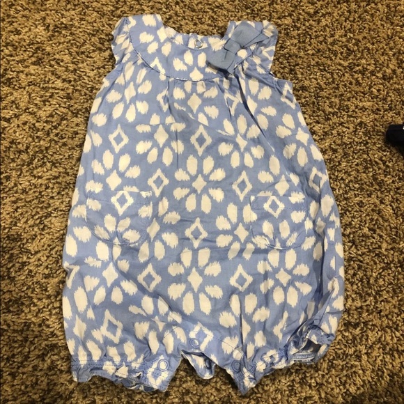 4 Carters Rompers - Picture 3 of 8